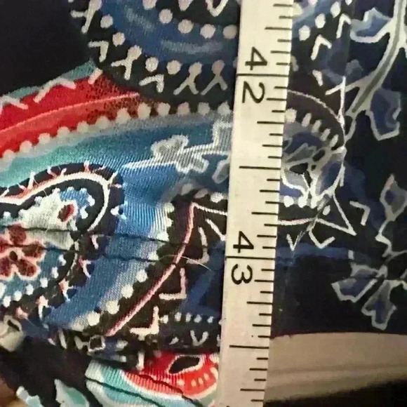 Gorgeous Sleeveless Maxi Dress in Coral and Paisley - Picture 13 of 14